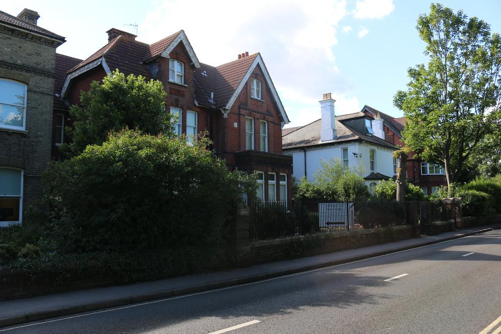 Acorn Lodge Guest House - Free Parking Gosport Exterior foto